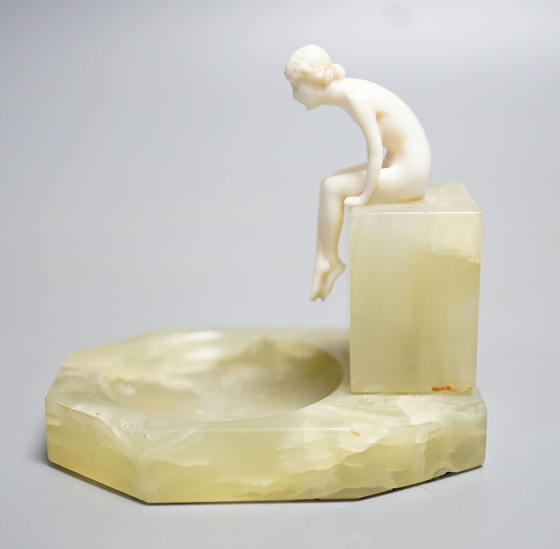 Attributed to Ferdinand Preiss (1882–1943), Art Deco ivory and onyx figural ash tray, 7cm deep